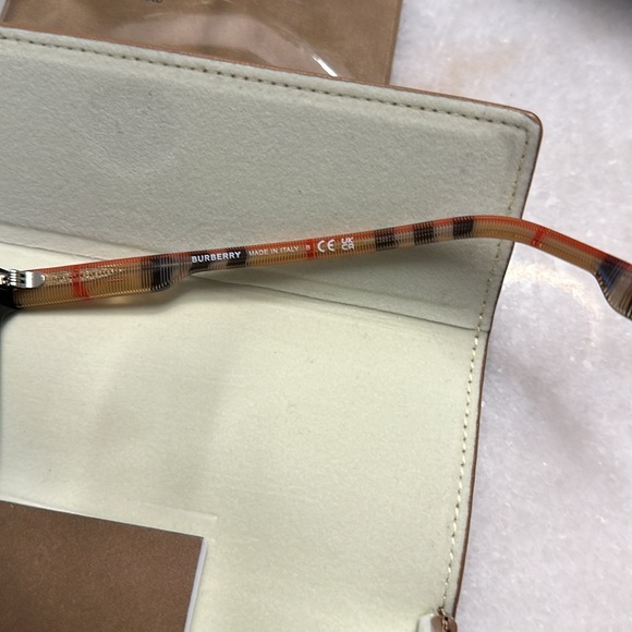 Burberry sunglasses